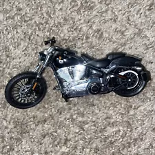 New Listing1:18 Maisto 2016 Harley Davidson Softail Breakout Motorcycle Diecast Loose