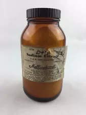 Vintage Pharmacy Sodium Citrate Collectible Medicine Bottle Only Mallinckrodt 6"