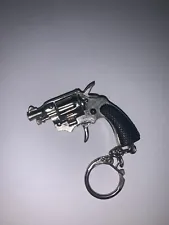 BLACK SILVER REVOLVER HAND GUN KEYCHAIN