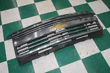 *DMG*15-19 SILVERADO 2500 Chrome OEM Upper Grille Assembly Grill opt V22 Emblem (For: More than one vehicle)