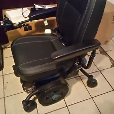 Brand new mobility chair. Pride Jazzy 613 evo. Excellent condition with charger.