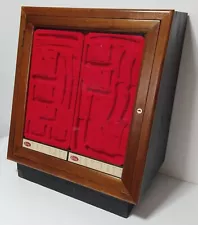 W. R. Case & Sons Wood Tabletop/Countertop Case XX Knife Display Cabinet w/Key