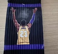 LeBron James Clap Breakdown Socks, LAKERS M/L. NBA NEW NWT. Comfy Performance