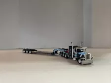 DCP 1/64 scale Peterbilt 389 with Fontaine Lowboy Cappello