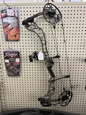 Mathews Vertix RH 70# Compound Bow W/ 3 Pin Sight - Choose Your Own Mods