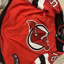 new jersey devils jersey medium