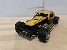 Modified Dirt Track Car #8 1/25 Scale Built