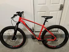 Specialized Fuse 27.5 - Size L - Red And Black