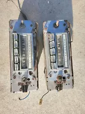 2 Original AM Radios For Parts GM Oldsmobile Cutlass 442 71 72 70 1971 1972 1970