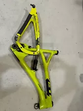 2016 Yeti SB5C Carbon Mountain Bike Frame Size Large 27.5 650B Non-Boost 142mm