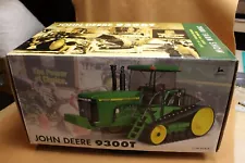 John Deere 9300T Track Tractor 2000 Farm Show Edition 1 of 2500 By Ertl 1/16