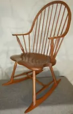 Benchmade WINDSOR Rocking CHAIR Contemporary MCM Mid century design