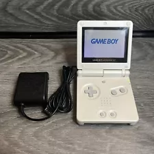 Nintendo Game Boy Advance SP GBA AGS-001 Pearl White With Charger