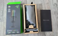 Razer Seiren V3 Chroma RGB USB Microphone - Great for podcasting and gaming!