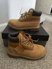 Timberland TB010061 6 in Size 10.5 US Premium Boots for Men - Wheat