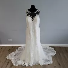 SALE!!! SOPHIA TOLLI Wedding Dress Y0196619,size 24