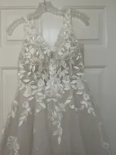 wedding dresses long sleeve used size 10