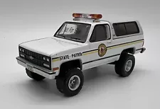 GreenLight 1:64 1991 Chevrolet K5 Blazer North Dakota State Patrol NOT FOR SALE