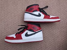 Size 9 - Air Jordan 1 Mid Chicago Extremely Clean/Almost No Sole Wear