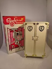 Vintage Sindys Own Wardrobe in Original Box