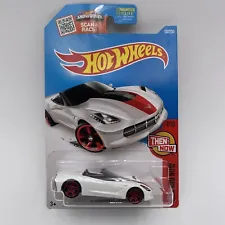 HOT WHEELS 2014 Corvette Stingray Convertible Then And Now Series #7/10