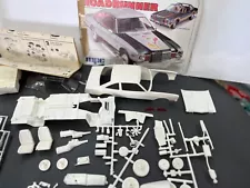 Mpc 1978 Plymouth Roadrunner Volare annual VINTAGE kit 1/25 McM bagged kit