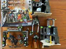 Halo Mega Bloks UNSC Firebase Set CNG69 Near Complete w/ Figures