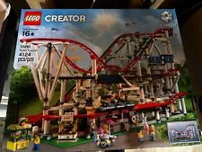 NEW LEGO Creator Expert: Roller Coaster (10261)