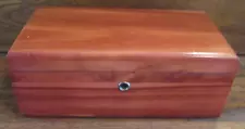 ****** VINTAGE MINI LANE CEDAR CHEST ******