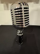 Pyle PDMICR42SL Dynamic Old Fashion Vintage Style Microphone