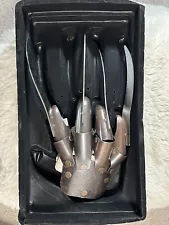 FREDDY KRUEGER Top Quality A Nightmare on Elm Street SUPREME EDITION METAL GLOVE