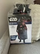 NEW IN PACKAGE MENS DARTH VADER HALLOWEEN COSTUME SIZE STANDARD MALE. RETAIL $65