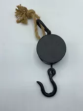 Block and Tackle Metal with Hook and Rope (M)