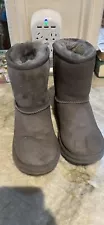 Girl ugg Boots size 1 Kids