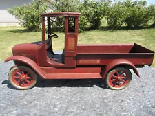 Circa 1929 pressed steel Buddy L Red Baby International Harvester Toy Truck 24”