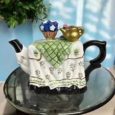 Mini 8 oz Novelty Teapot Shabby Country Style Afternoon Tea Party Table For One