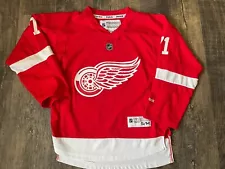 Dylan Larkin Detroit Red Wings Jersey Youth S/M Red #71 Hockey