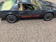 VINTAGE KNIGHT RIDER KNIGHT 2000 TALKING KITT CAR W/MICHAEL FIGURE 1983 WORKS