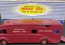 Dinky Toys-No. 980 Horse Van NIB
