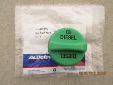 07 - 09 GMC TOPKICK C4500 C5500 DIESEL FUEL TANK FILLER CAP COVER OEM BRAND NEW (For: More than one vehicle)