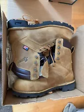 DANNER® QUARRY USA WATERPROOF WORK BOOTS 17321- Size 10.5D Safety Toe - New