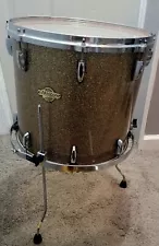 Pearl 16 x 14 Masters Maple Floor Tom Drum