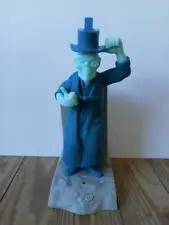 Disney Haunted Mansion Hitchhiking Ghost EZRA Sipper 50th Anniversary Lights-Up