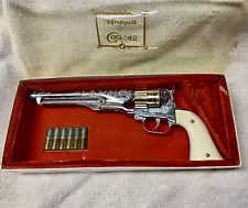 1958 Hubley Colt 45 In Original Box W/ Original Bullets Repeating Cap Pistol