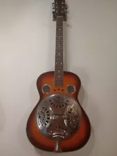 johnson acoustic resonator guitar. Full size. Great condition.