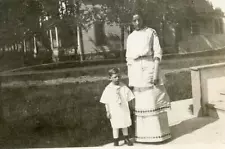 B918-6 UNIQUE VICTORIAN FASHION tiered white dress Mother & Son Early 1900's