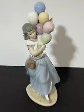 PERFECT LLADRO CHILDREN DOING CHORES BALLOON SELLER BALLOONS FOR SALE 5141