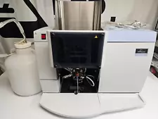 Perkin Elmer AAnalyst 400 Atomic Absorption Spectrometer