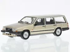 Volvo 740 Station Wagon beige met. plastic model car PCX870112 Premium ClassiXXs