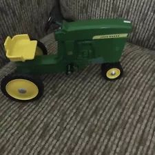 Vintage Toy JOHN DEERE MODEL 20 D-65 PEDAL TRACTOR Rare